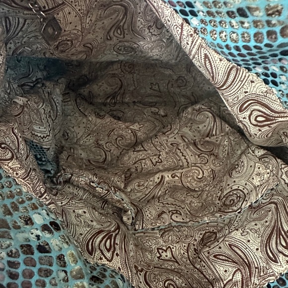 Sorial New York Blue Snake Tote Bag - Picture 7 of 10